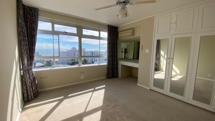 To Let 3 Bedroom Property for Rent in Bantry Bay Western Cape